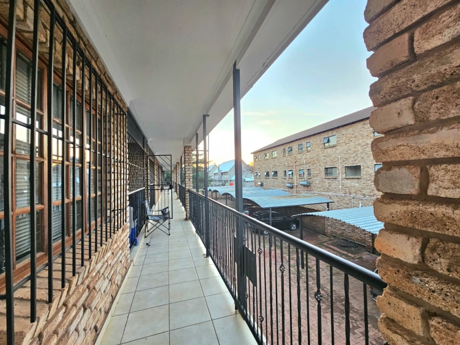 2 Bedroom Property for Sale in Die Bult North West